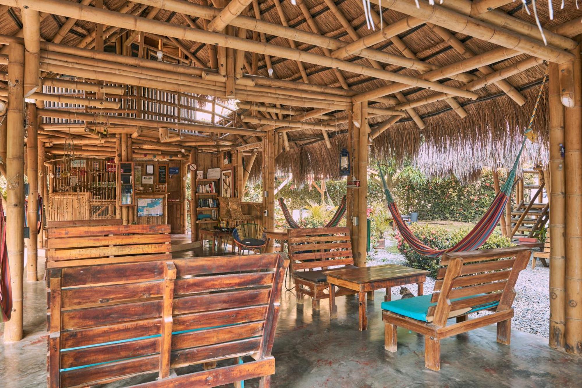 Coco Saenkala Hostel Palomino Exterior photo